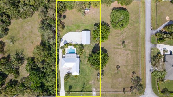 Square Lake, 4795 Lillian Ave, Palm Beach Gardens, Florida 33418, image 1