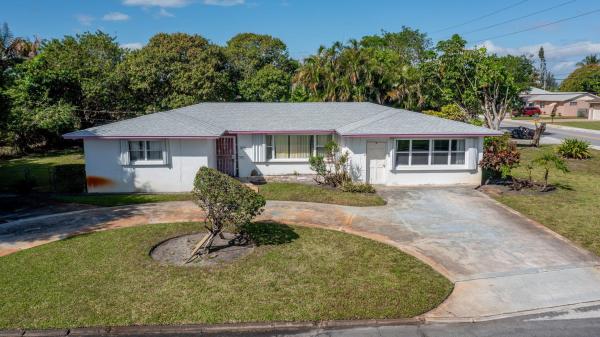 Cherry Hills, 1015 NW 3rd St, Boynton Beach, Florida 33435, image 1