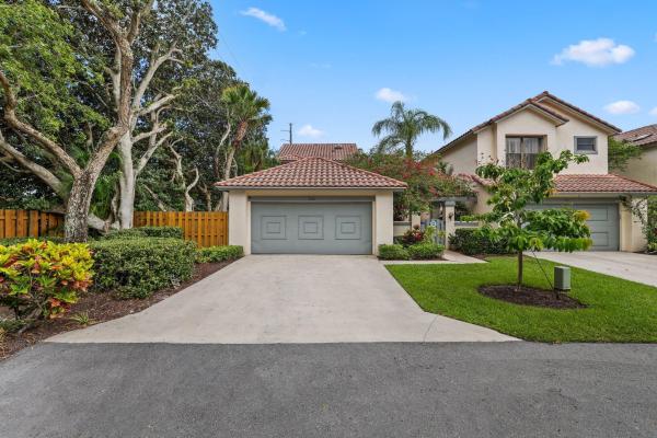 Wimbledon Villas At Town Place, 5518 Croydon Ct, Boca Raton, Florida 33486, image 1