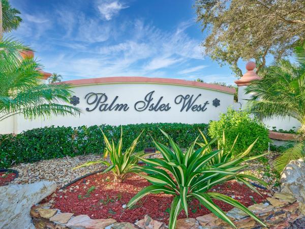 Palm Isles West, 9507 Crescent View Dr, Boynton Beach, Florida 33437, image 1