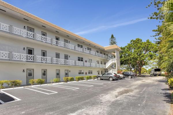 Nettle Gardens, 3505 NW 48th Ave #416, Lauderdale Lakes, Florida 33319, image 1