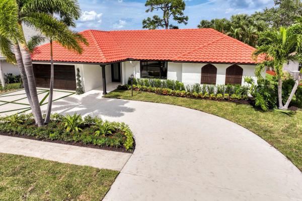 Frenchmen's Landing, 2567 Bordeaux Ct, Palm Beach Gardens, Florida 33410, image 1