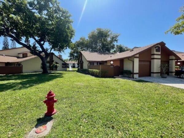 Timberline Lakes, 3594 Timberline Dr, West Palm Beach, Florida 33406, image 1