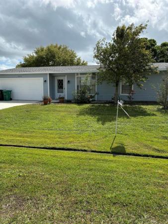 538 NW Avon Ave, Port St. Lucie, Florida 34983, image 1