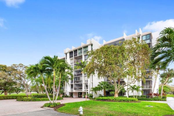 Bridgewood Midrise At Boca West Country Club, 1941 Bridgewood Dr, Boca Raton, Florida 33434, image 1