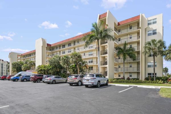Imperial At Poinciana Place, 3871 Via Poinciana #104, Lake Worth Beach, Florida 33467, image 1