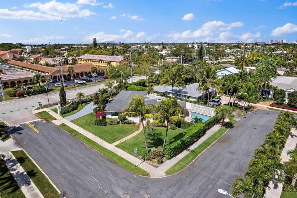 Worth Court, 235 Worth Ct, West Palm Beach, Florida 33405, image 1