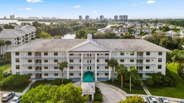 Whitehall, 3630 Whitehall Dr #304, West Palm Beach, Florida 33401, image 1