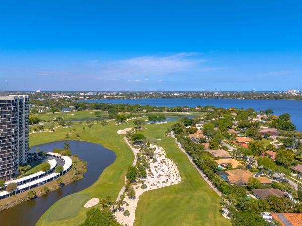 Lakeshore Club, 1830 Embassy Dr #502, West Palm Beach, Florida 33401, image 1