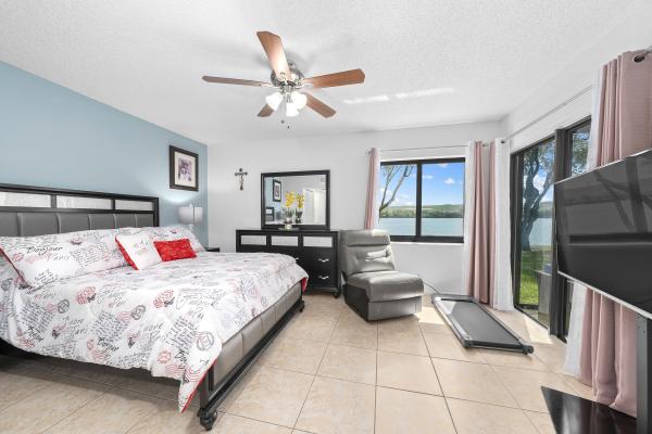 807 Congressional Way, Deerfield Beach, Florida 33442, image 2