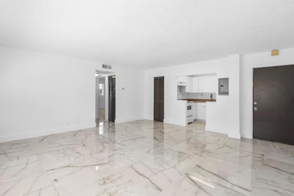 Ocean Drive Estates, 241 SE 9th Ave #204, Pompano Beach, Florida 33060, image 1