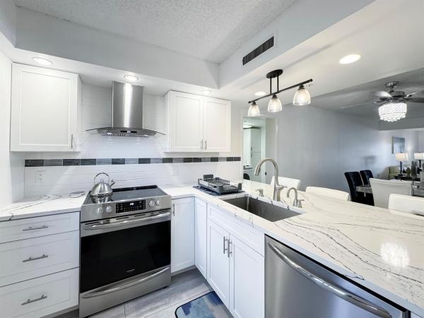 The Marina At The Bluffs, 1001 Seafarer Cir #102, Jupiter, Florida 33477, image 1