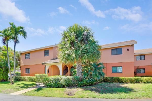 Villa Valencia, 50 SE 12th 1310th St #1310, Boca Raton, Florida 33432, image 1