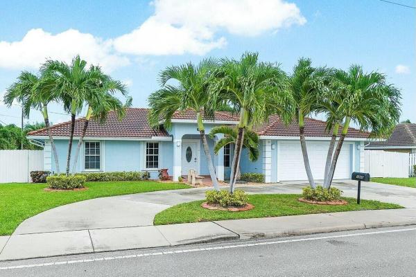 Lake Worth Heights, 1906 N A St, Lake Worth Beach, Florida 33460, image 1
