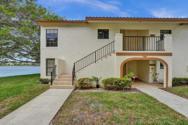 Lake Windwood, 330 Olivewood Pl #216, Boca Raton, Florida 33431, image 1