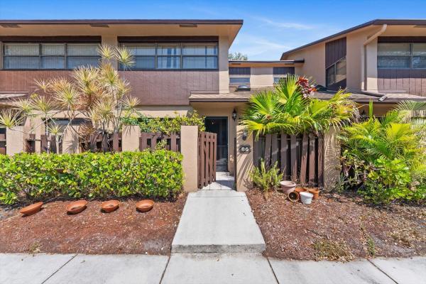 Bonaire Village At Woodmont, 7720 NW 79th Ave #B6, Tamarac, Florida 33321, image 1