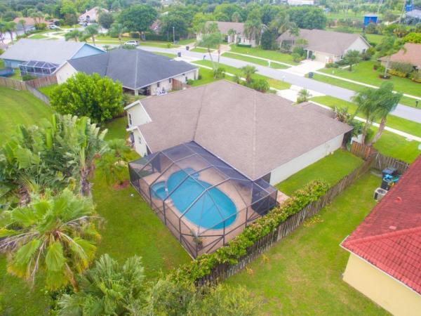 Greenview Shores 2 Of Wellington, 13725 Folkestone Cir, Wellington, Florida 33414, image 1