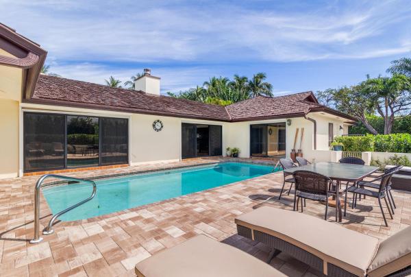 Woods Landing, 575 N Lake Way, Palm Beach, Florida 33480, image 1