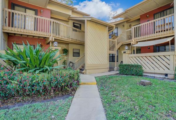 Sheffield Woods At Wellington, 13035 Albright Ct #5, Wellington, Florida 33414, image 1
