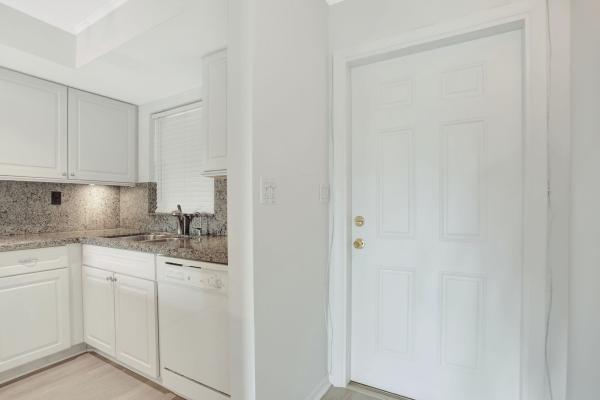 Hawthorne Bay, 1332 Bayview Dr #303, Fort Lauderdale, Florida 33304, image 1