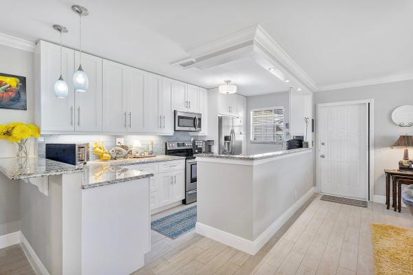 High Point Of Delray 5, 1085 Circle Ter #A, Delray Beach, Florida 33445, image 1