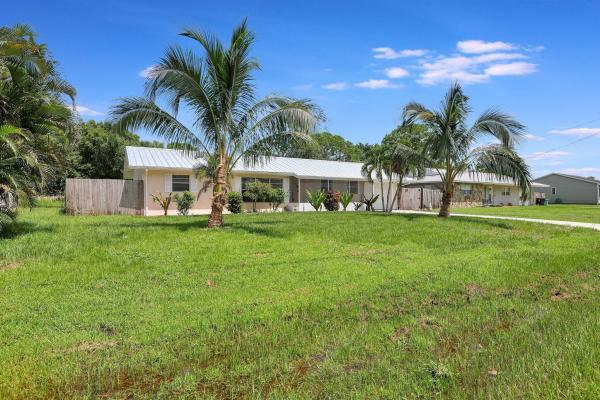 Floresta Pointe, 1109 SE Sandia Dr, Port St. Lucie, Florida 34983, image 1