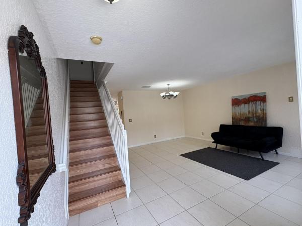Summit Lake, 886 Summit Lake Dr, West Palm Beach, Florida 33406, image 2