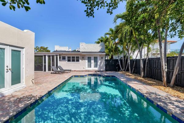 Southland Park, 222 Greenwood Dr, West Palm Beach, Florida 33405, image 1