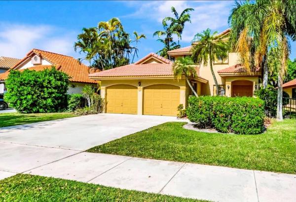 Starlight Cove, 477 NW 38th Ave, Deerfield Beach, Florida 33442, image 1