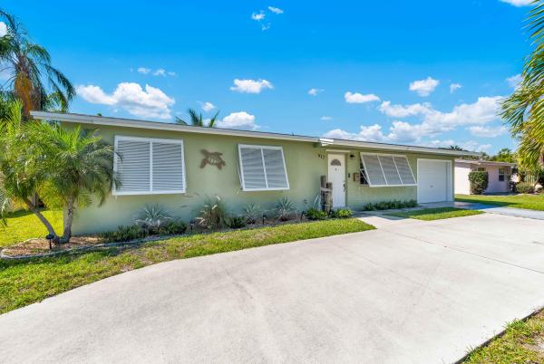 North Palm Beach Village, 917 Lighthouse Dr, North Palm Beach, Florida 33408, image 1