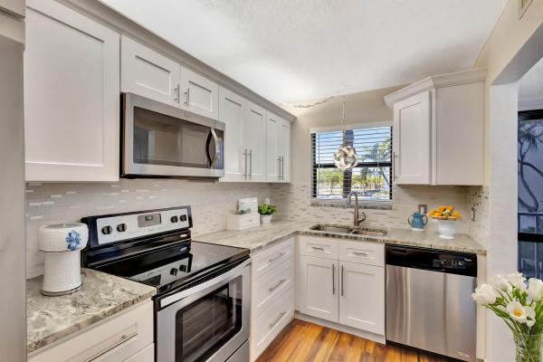 Sunrise Of Palm Beach, 4700 Lucerne Lakes Blvd #206, Lake Worth Beach, Florida 33467, image 1