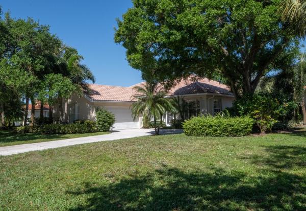 Oaks East, 396 Kelsey Park Dr, Palm Beach Gardens, Florida 33410, image 1