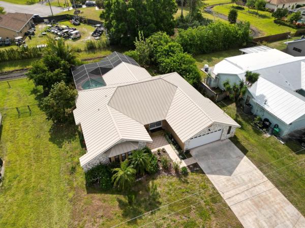 Southbend Lakes Estates, 510 SE Cliff Rd, Port St. Lucie, Florida 34984, image 1