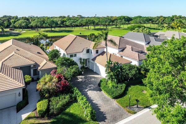 Frenchman's Creek Beach & Country Club, 13590 Verde Dr, Palm Beach Gardens, Florida 33410, image 1