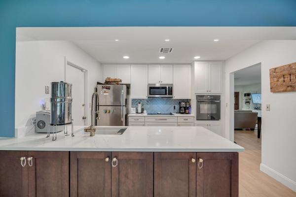 West Palm Beach No HOA, 4886 Vilma Ln, West Palm Beach, Florida 33417, image 1