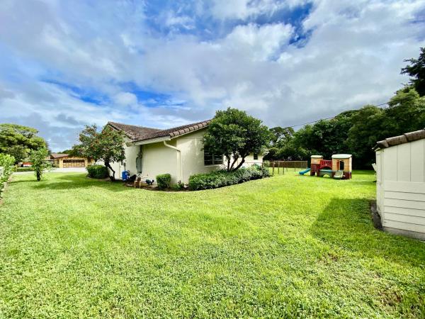 West Palm Beach No HOA, 4886 Vilma Ln, West Palm Beach, Florida 33417, image 3