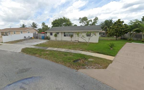 Rolling Green Ridge, 201 NE 18th Ave, Boynton Beach, Florida 33435, image 1