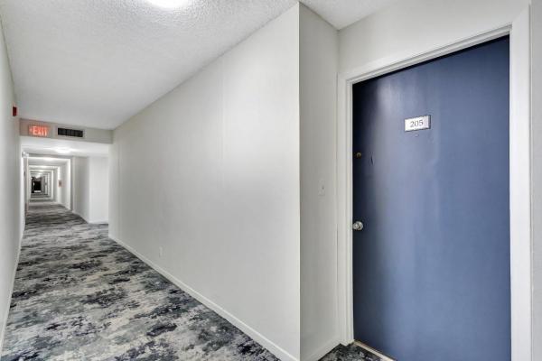 Viking Arms, 1527 S Flagler Dr #205F, West Palm Beach, Florida 33401, image 2