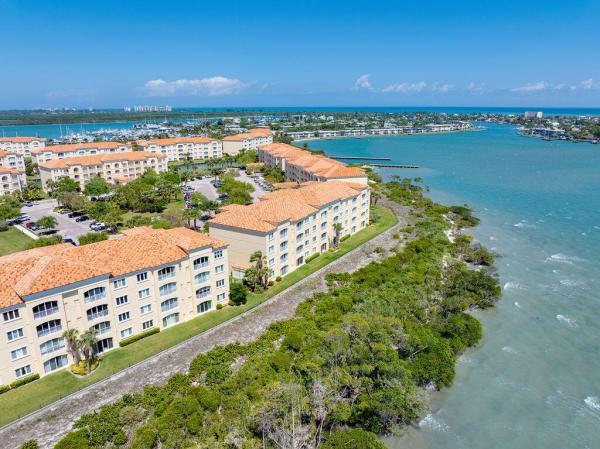 Harbour Isle West, 22 Harbour Isle Dr #205, Fort Pierce, Florida 34949, image 1