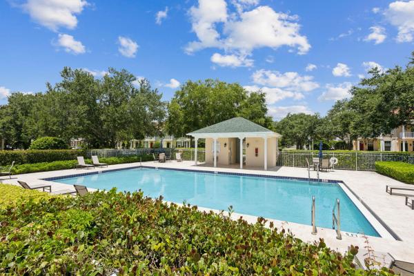 Cambridge At Abacoa, 155 Waterford Dr, Jupiter, Florida 33458, image 2