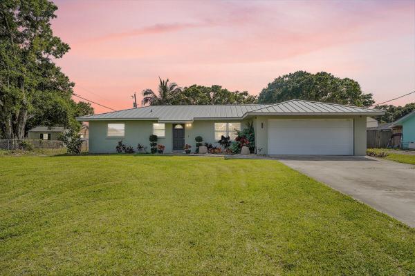 Indian River Estates, 905 Scott St, Fort Pierce, Florida 34982, image 1