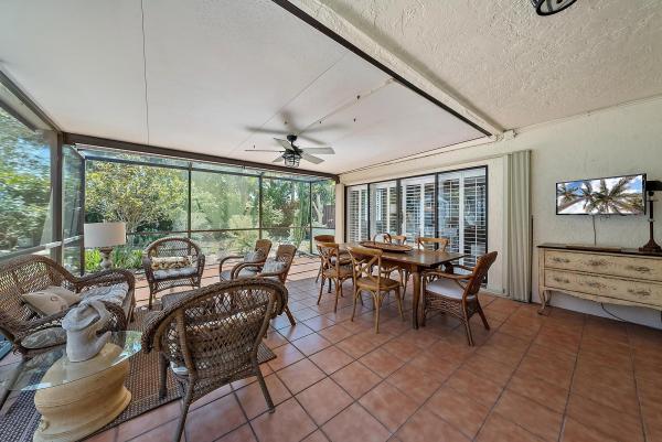 La Lique At Crystal Pointe, 2590 La Lique Cir, Palm Beach Gardens, Florida 33410, image 1
