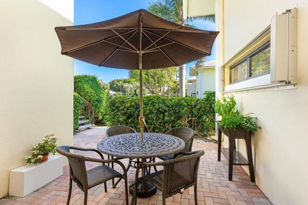 Bobwhite, 3623 Quail Ridge Dr S, Boynton Beach, Florida 33436, image 2
