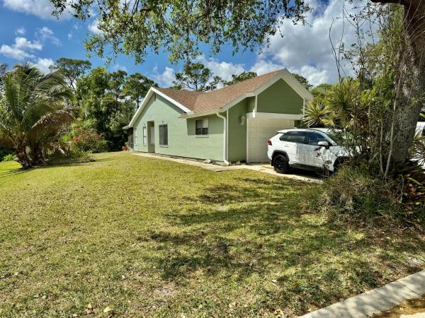 Rivergreen Villas, 1408 SE Rivergreen Cir, Port St. Lucie, Florida 34952, image 1