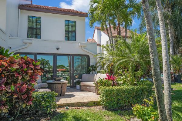 Mariners Cove, 2399 Treasure Isle Dr #17, Palm Beach Gardens, Florida 33410, image 3