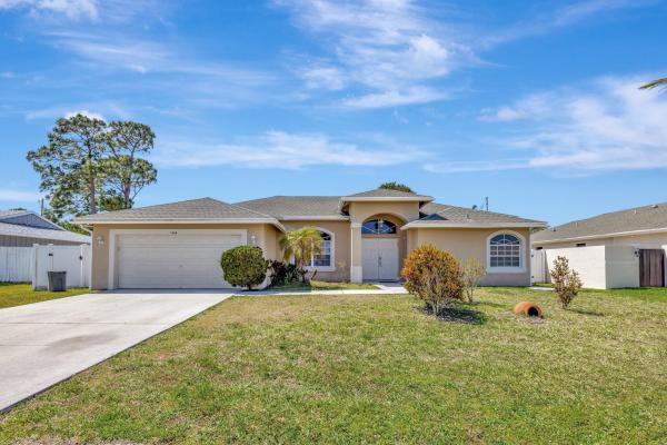Floresta Pointe, 1426 SE Navajo Ln, Port St. Lucie, Florida 34983, image 1