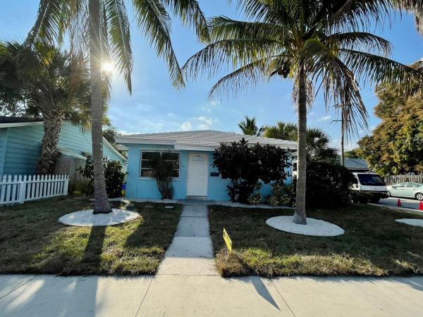 Lake Worth Town, 303 S L St, Lake Worth Beach, Florida 33460, image 1