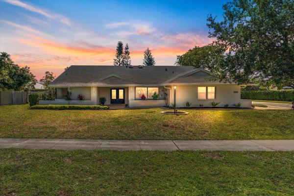 Sugar Pond Manor, 13932 Columbine Ave, Wellington, Florida 33414, image 1
