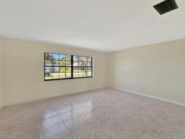 5208 Eagle Dr, Fort Pierce, Florida 34951, image 3