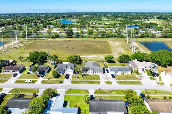 Counterpoint Estates, 1056 Grandview Cir, Royal Palm Beach, Florida 33411, image 3